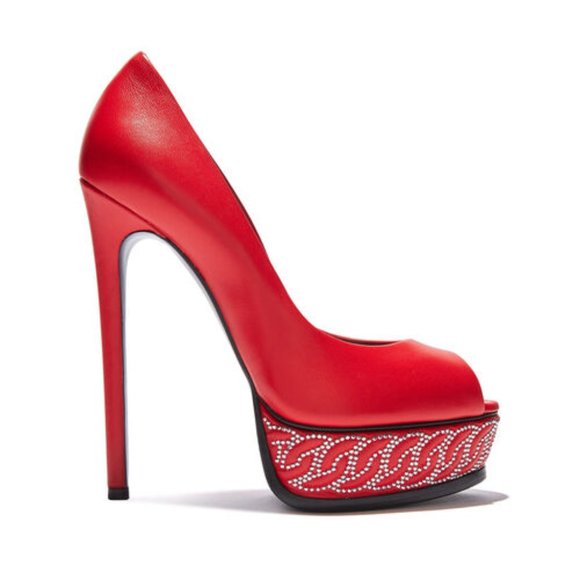 Meet your Posher, Donald - Picture 4 of 15